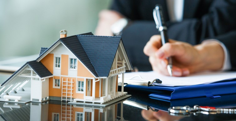 Real-Estate